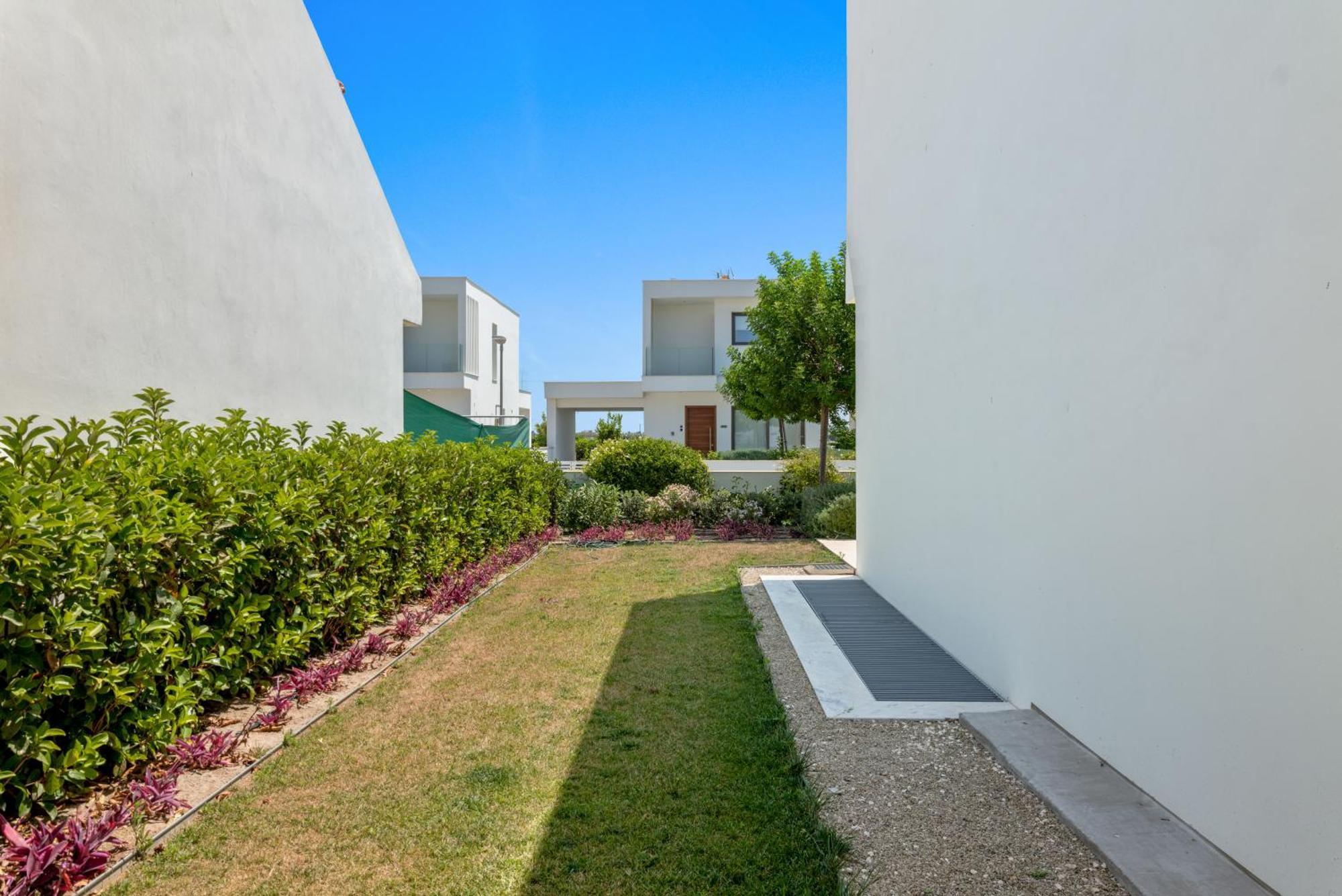 Serenity Waves Villa 17 拉纳卡 外观 照片